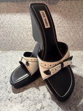 Steve Madden Leather Black & White Platform Wedge Mules. Bow Detail. 
Size 10B